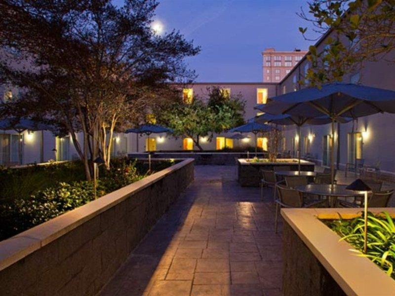 Springhill Suites By Marriott New Orleans Warehouse Arts District Экстерьер фото